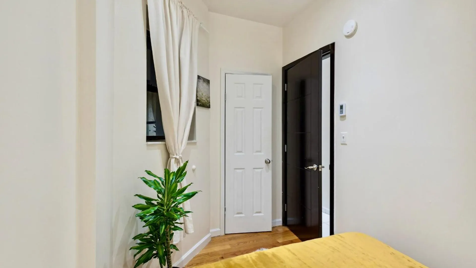 Apartment Central & Cozy 2 Bd Apt In Manhattan New York